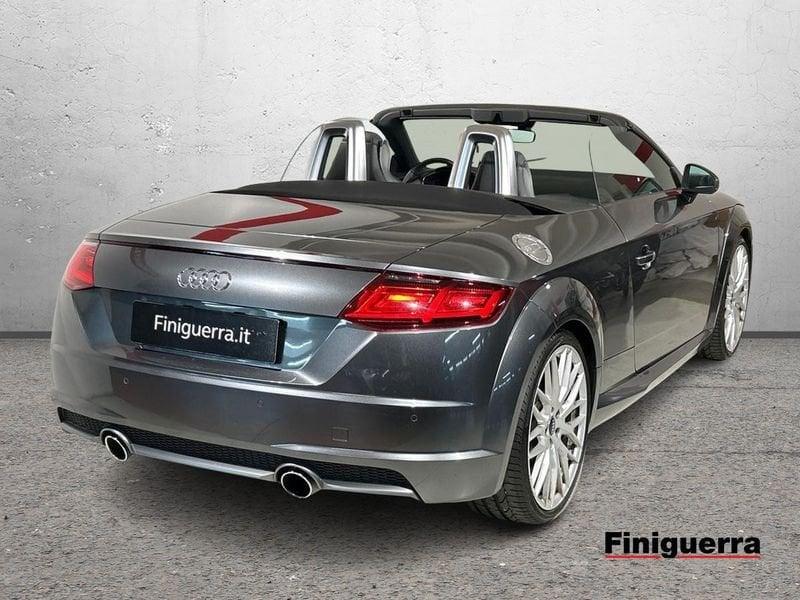 Audi TT Roadster 2.0 TFSI quattro S tronic S line
