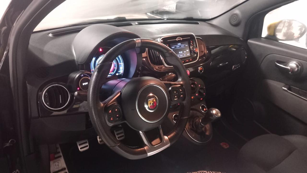 Abarth 595 1.4 Turbo T-Jet 145 CV