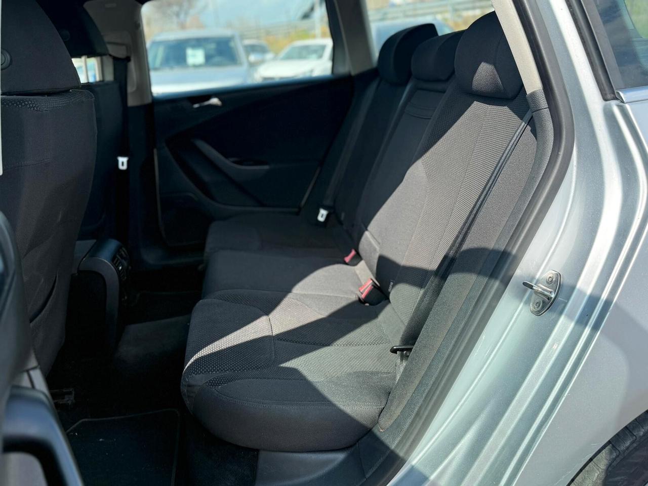 Volkswagen Passat 1.9 TDI/105CV Var. Comfortline