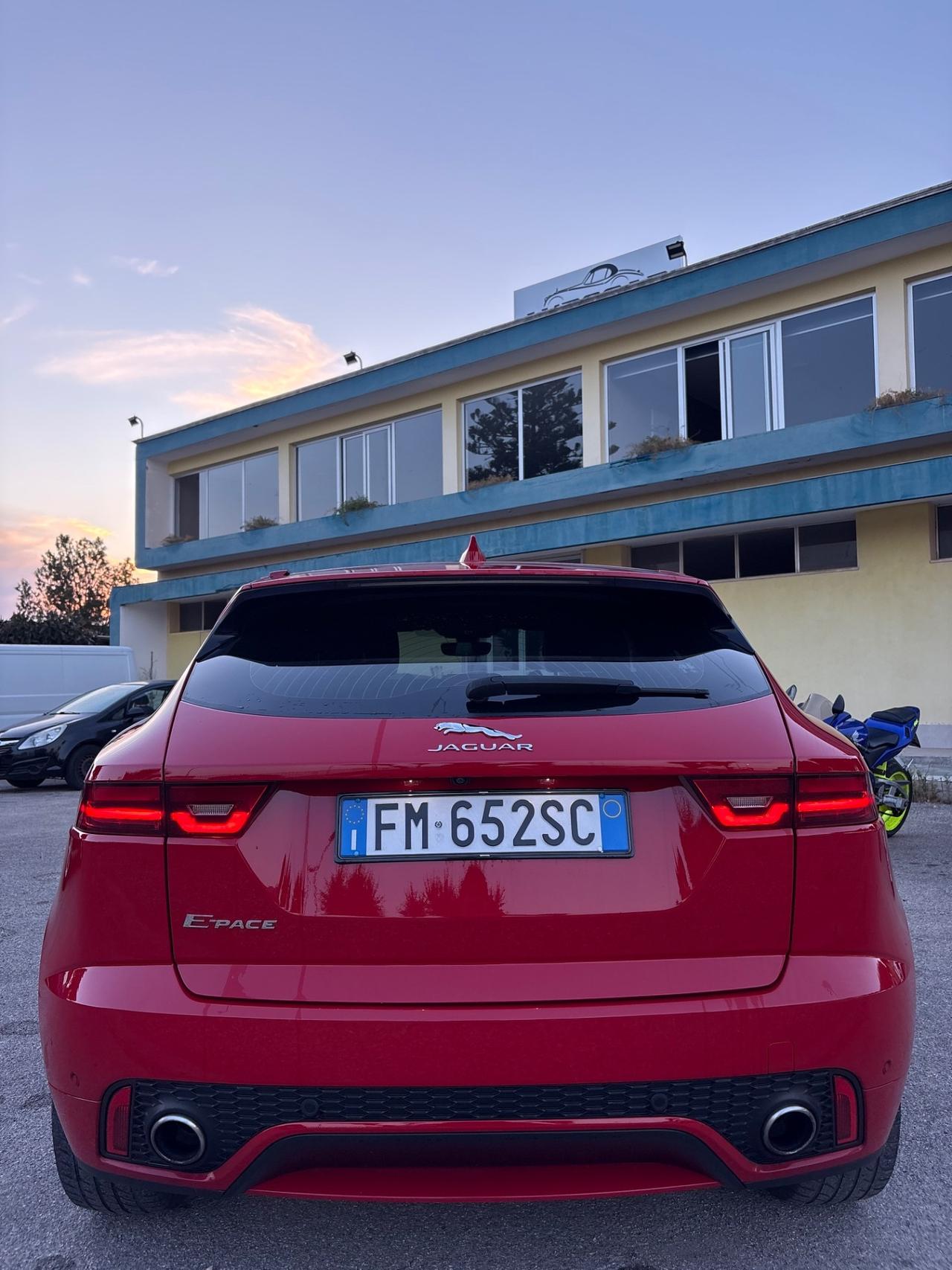 Jaguar E-Pace 2.0D 180 CV AWD aut. First Edition