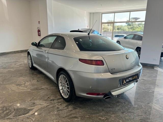 Alfa Romeo GT 1.9 MJT 16V Luxury