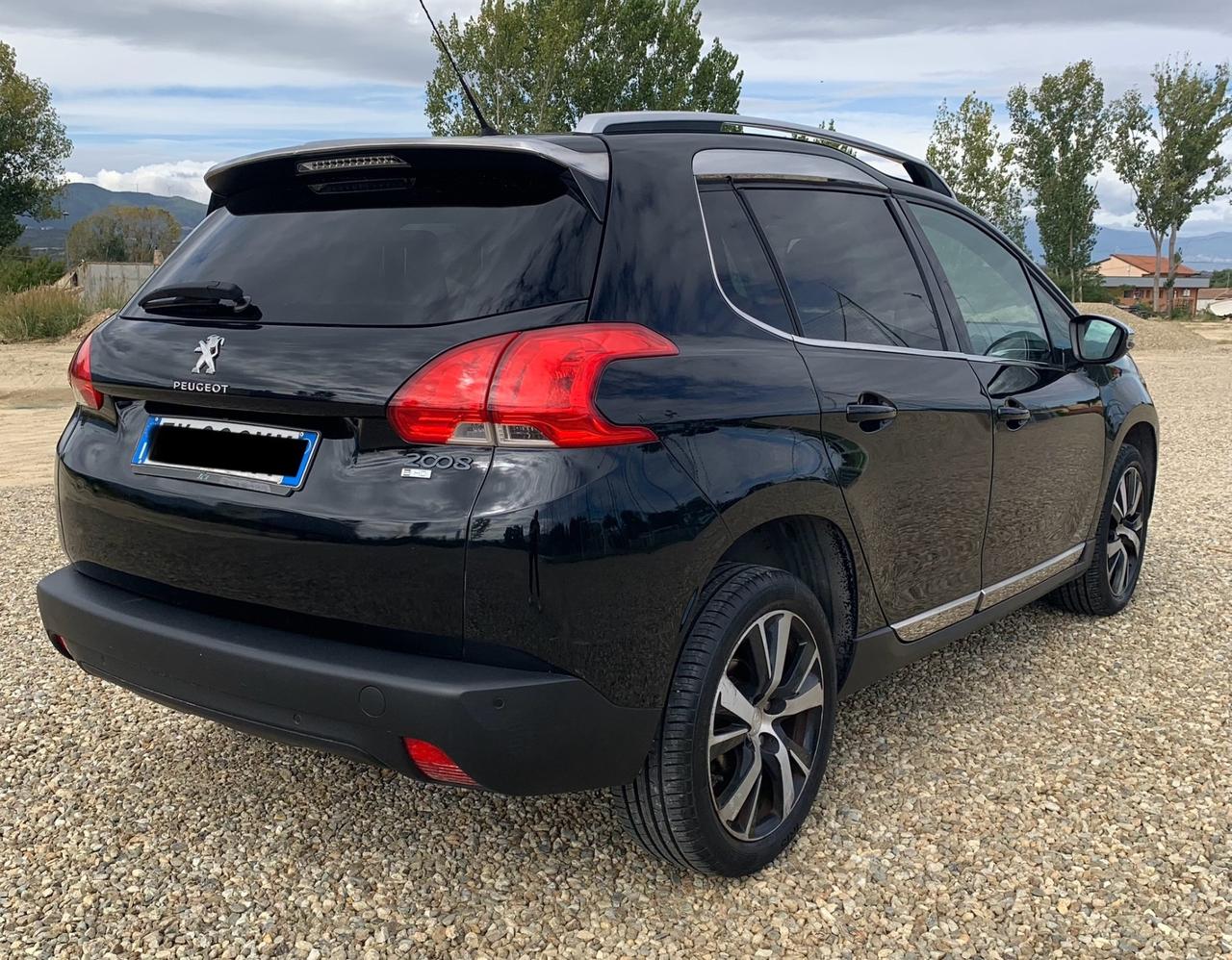 Peugeot 2008 1.6 e-HDi 115 CV CON TETTO