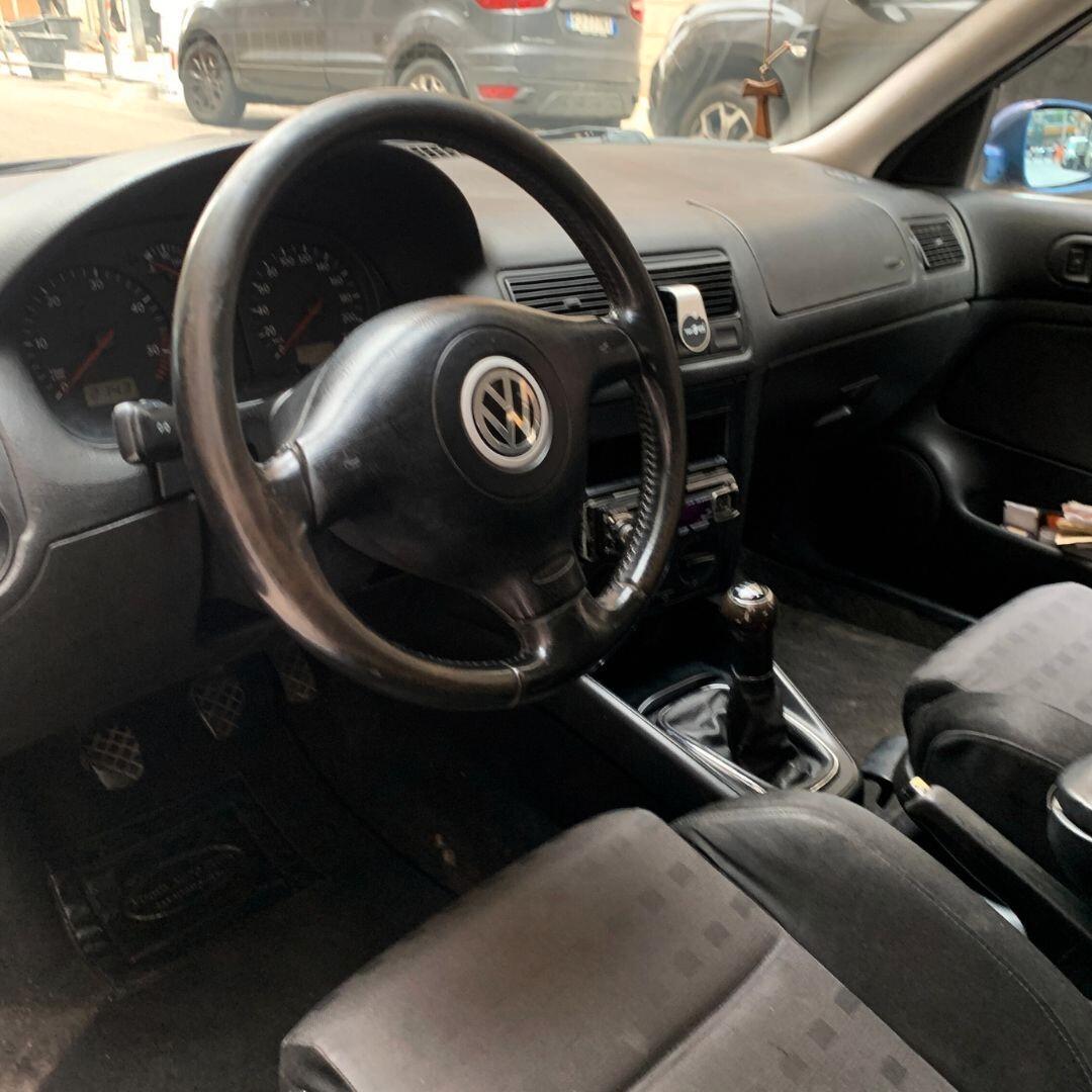 Volkswagen Golf 1.9 TDI 90cv