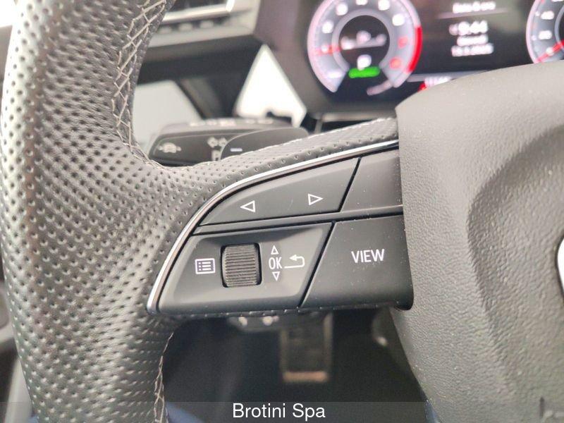 Audi A3 allstreet 35 TFSI S tronic Identity Contrast