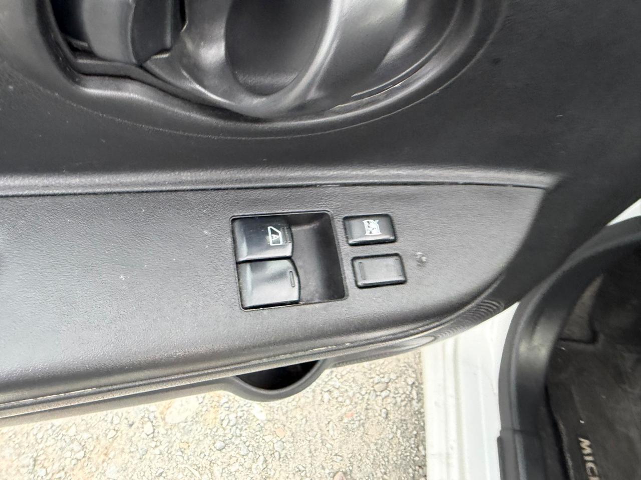 Nissan Micra 1.2 Benzina- Neopatentati- Clima