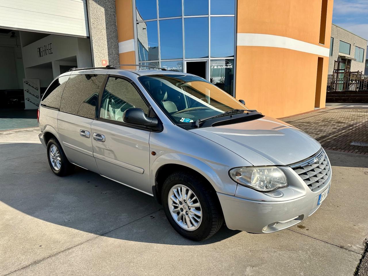 Chrysler Voyager 2.8 CRD cat SE Auto