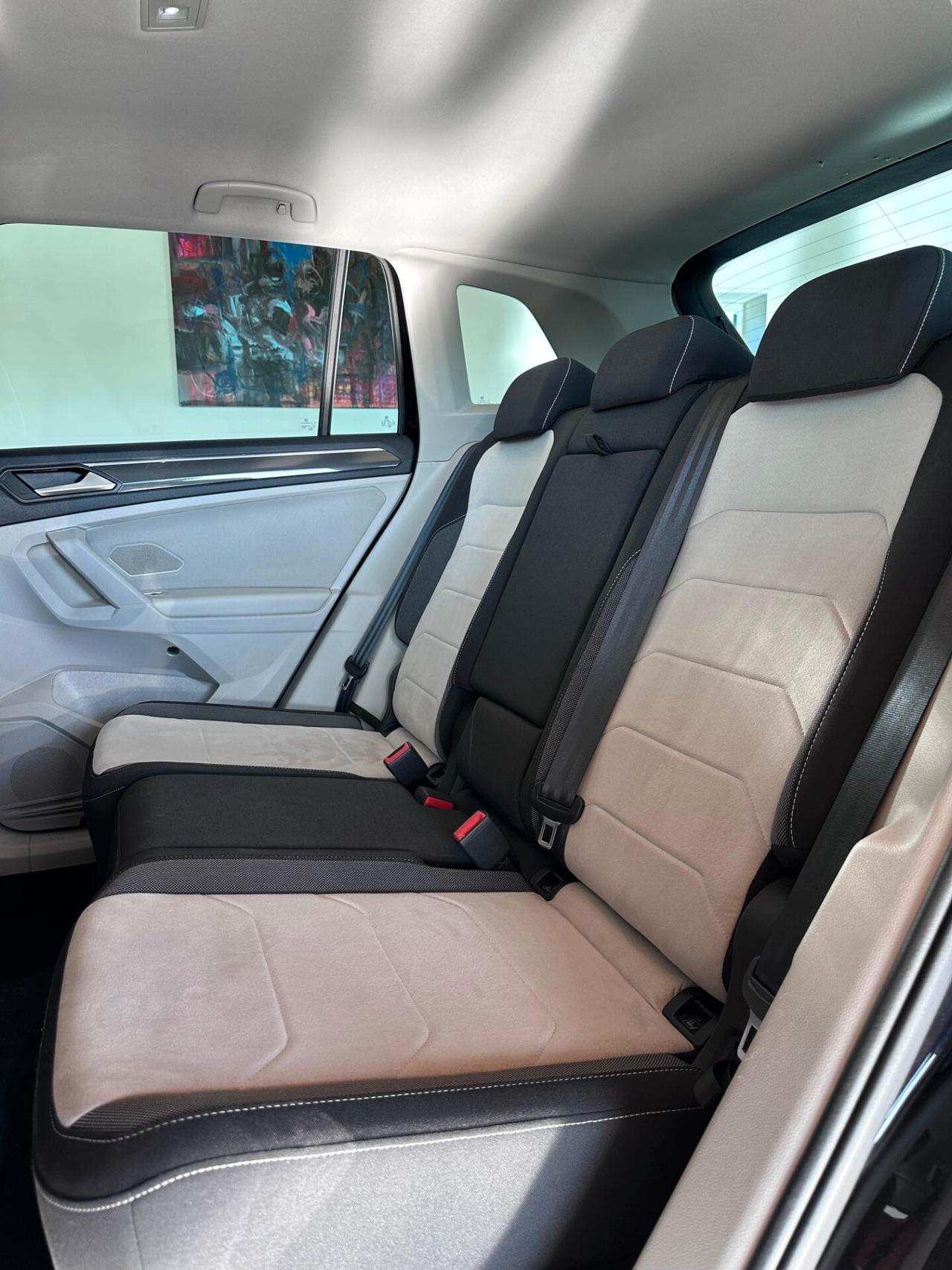 Volkswagen Tiguan 2.0 TDI 200 CV SCR DSG 4MOTION Elegance