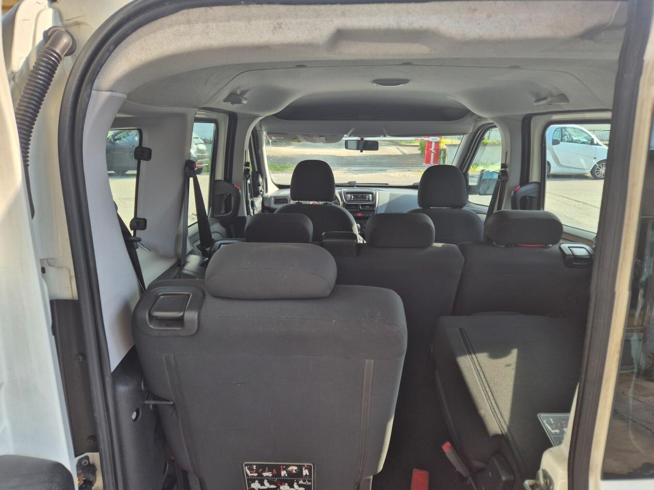 Fiat Doblo Doblò 1.4 16V Active 7 posti