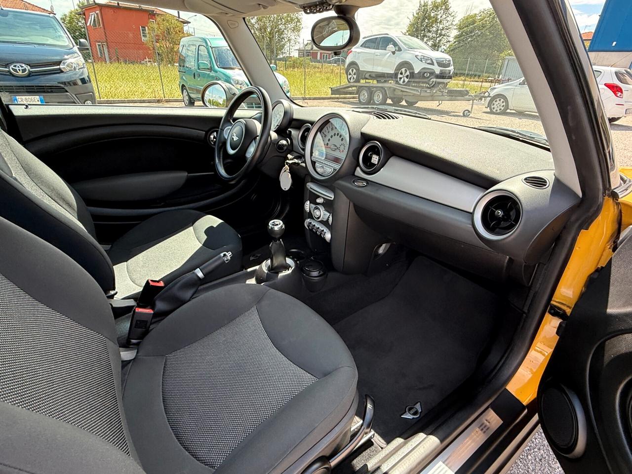 Mini 1.6 16V Cooper