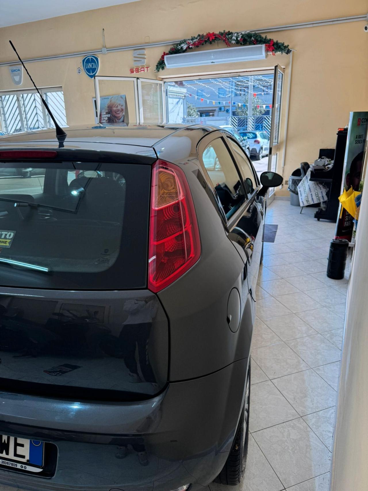 Fiat Punto 1.4 8V 5 porte Natural Power Lounge