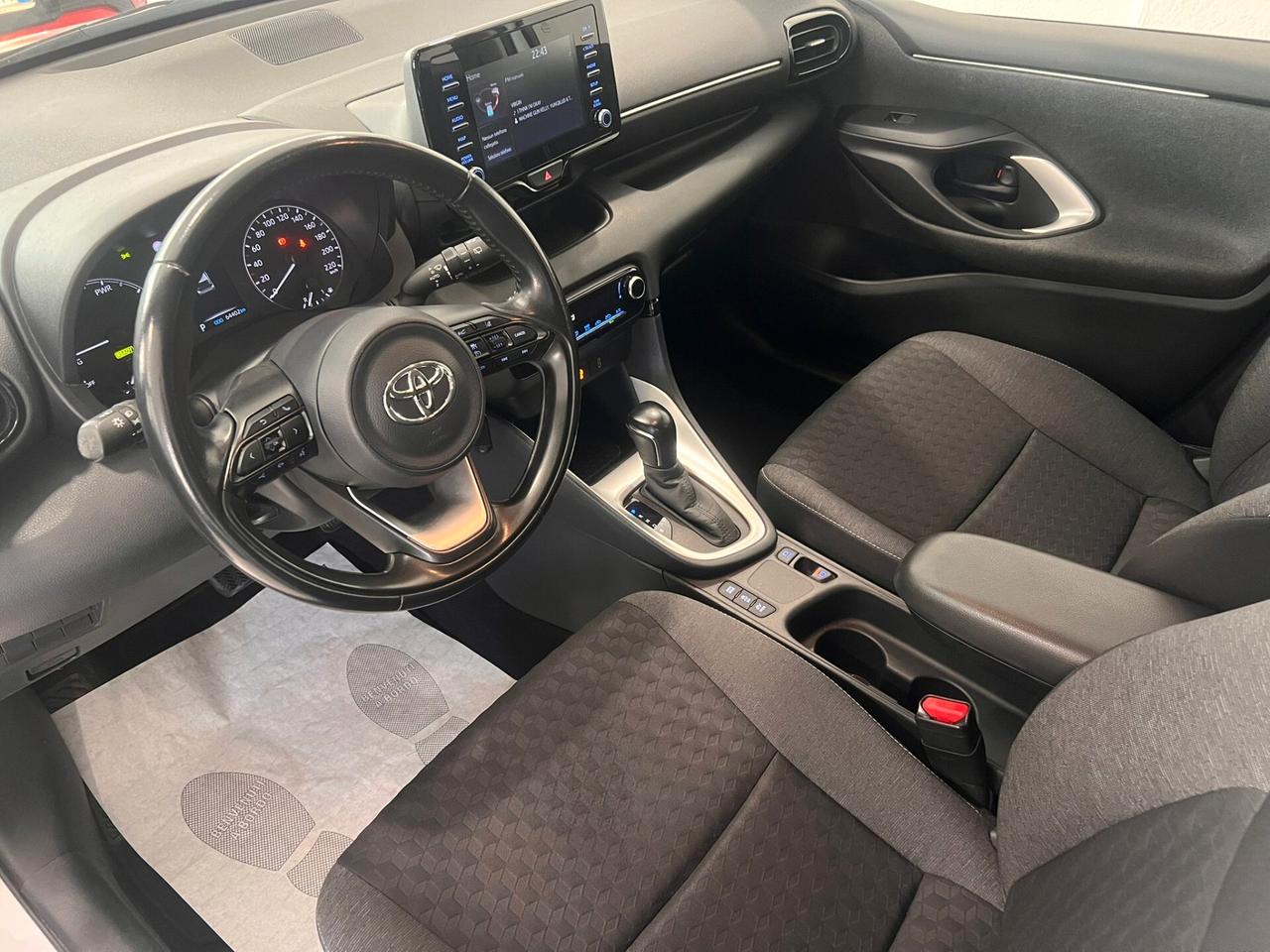 Toyota Yaris 1.5 Hybrid Business PREZZO REALE
