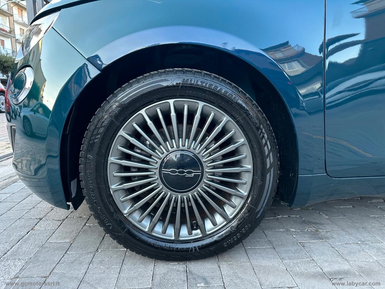 Fiat 500 500e Berlina 42 kWh La Prima