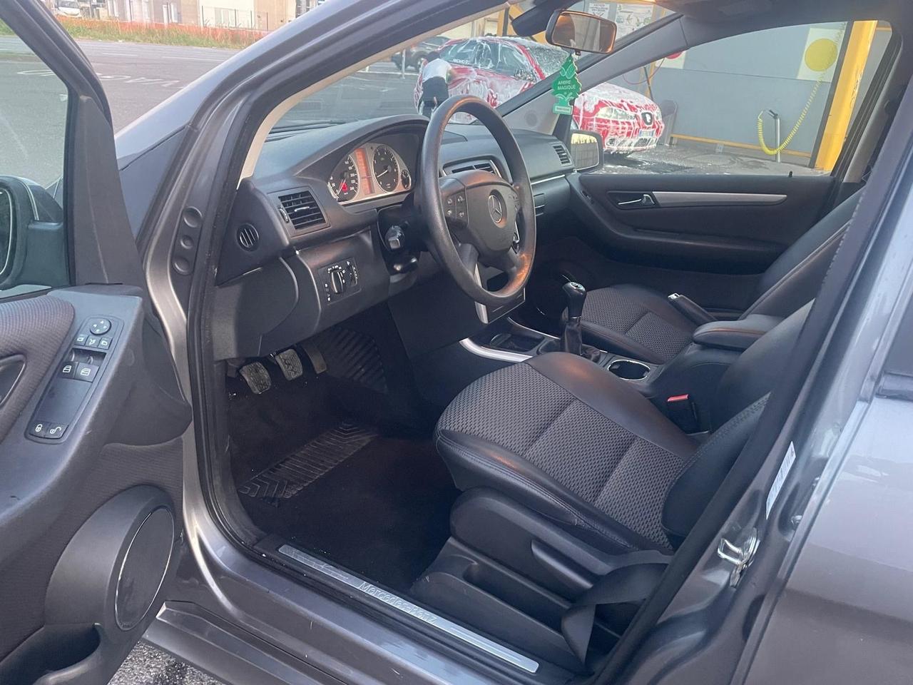 Mercedes-benz B 170 180 NGT 2.0 BlueEFFICIENCY Premium Metano 201”