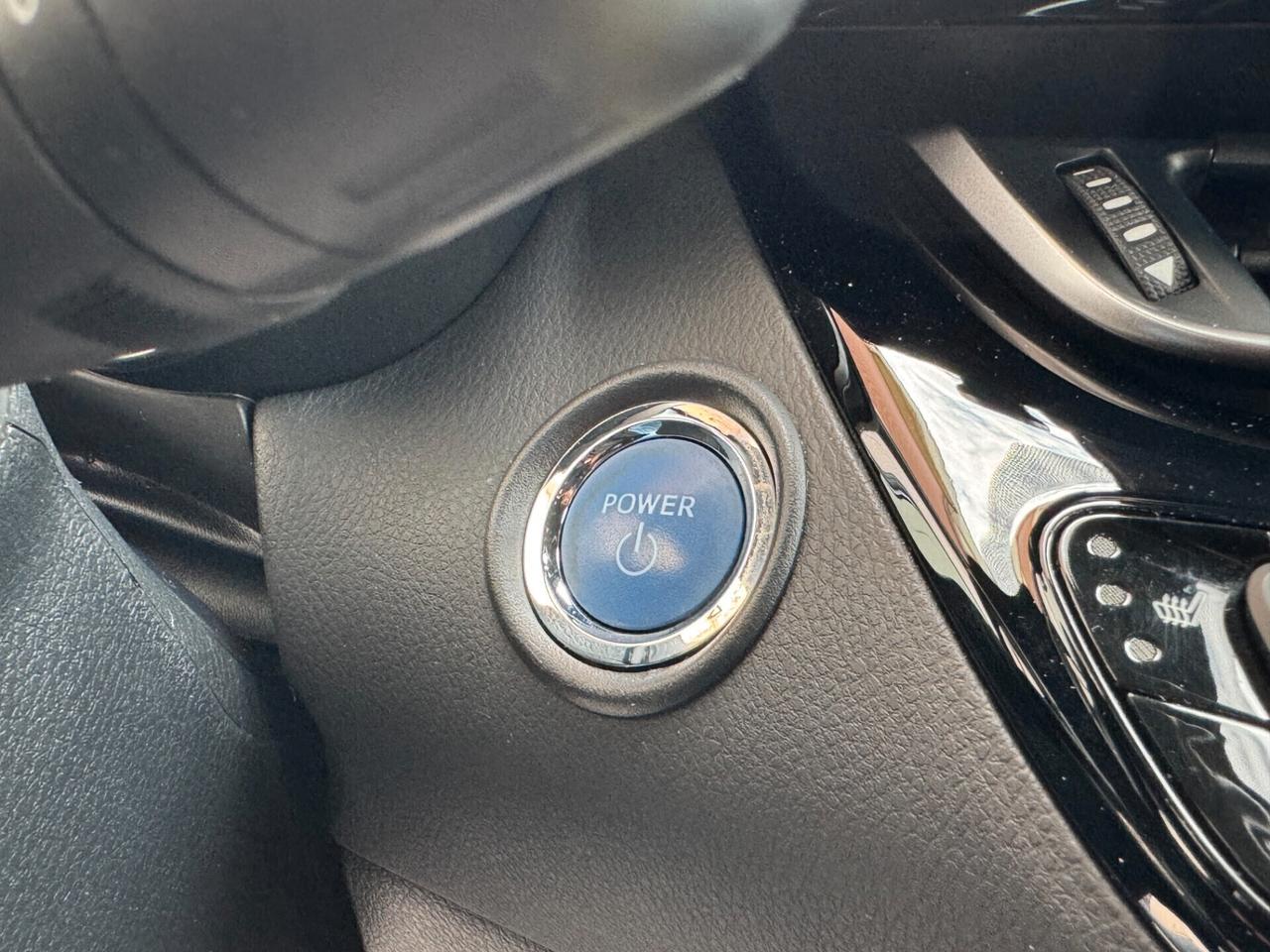 TOYOTA C-HR 1.8 HYBRID LOUNGE E-CVT 122CV