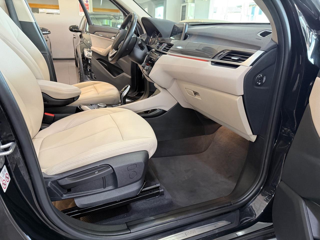 Bmw X1 Sdrive18d xLine auto 2019 !!