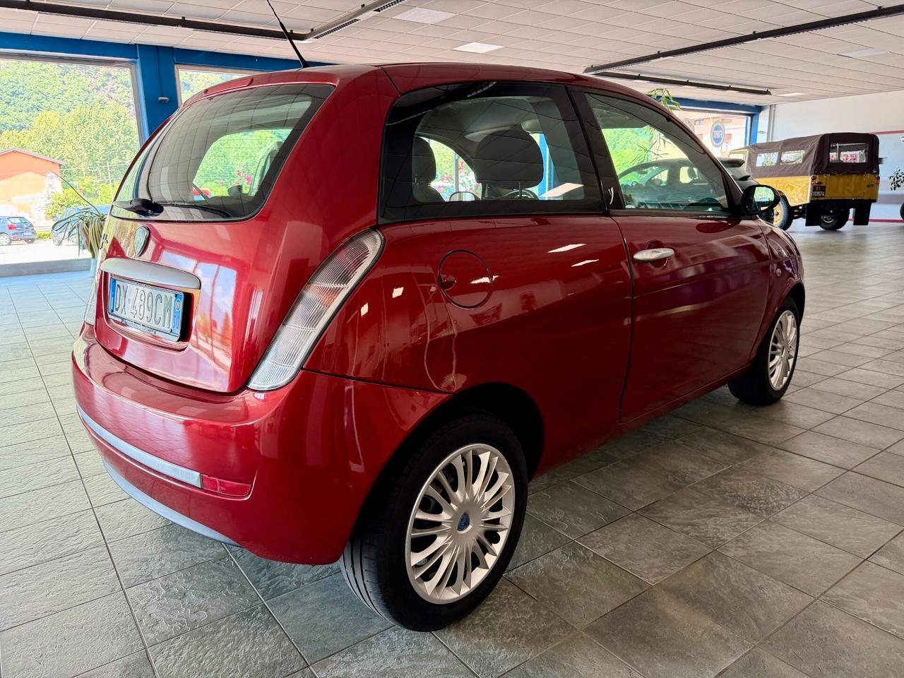 Lancia Ypsilon 1.3 MJT 75 CV Oro-CAMBIO AUTOMATICO-