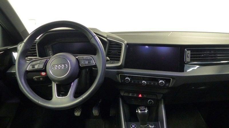 Audi A1 citycarver 30 TFSI advanced