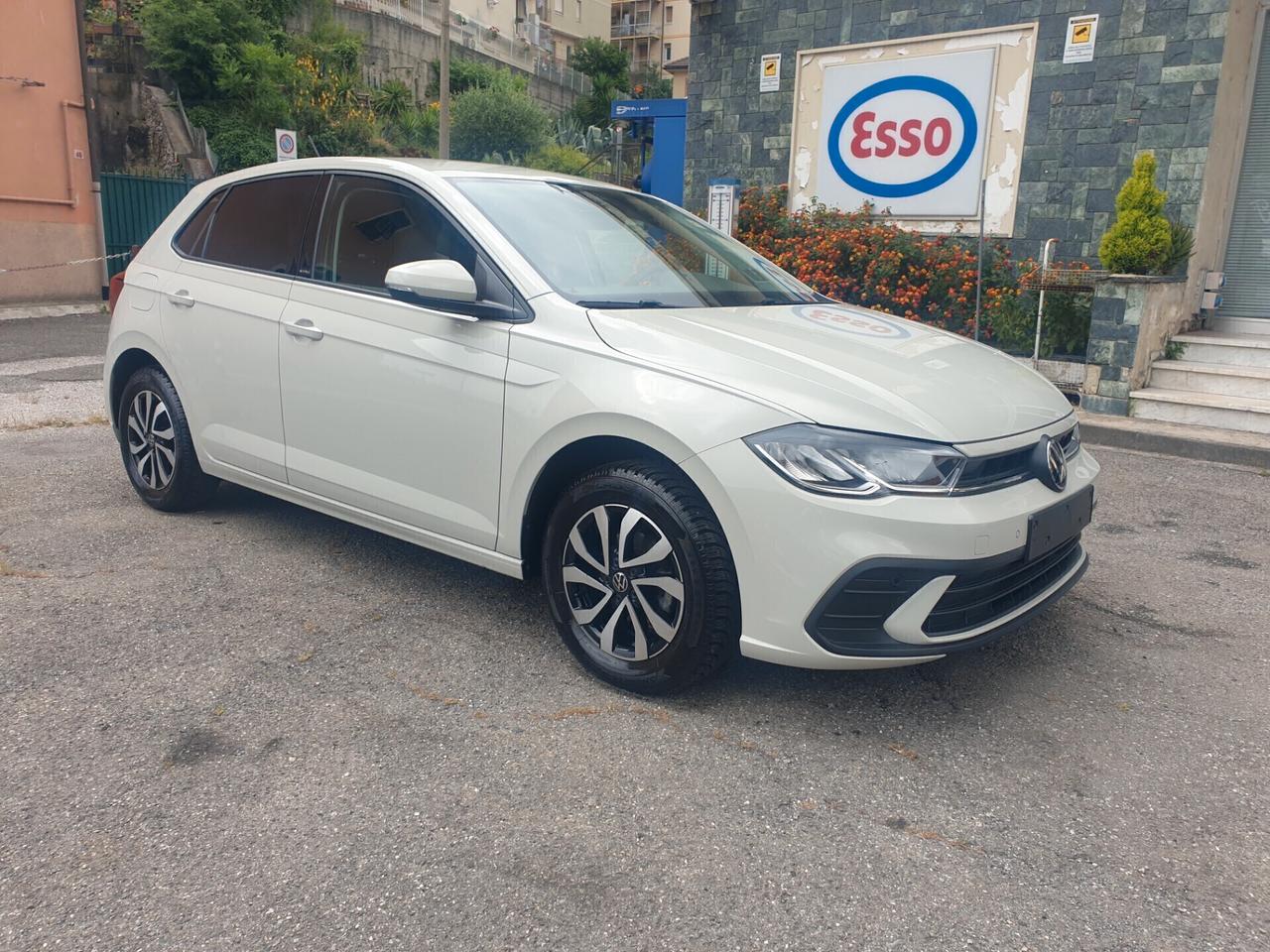 Volkswagen Polo 1.0 active