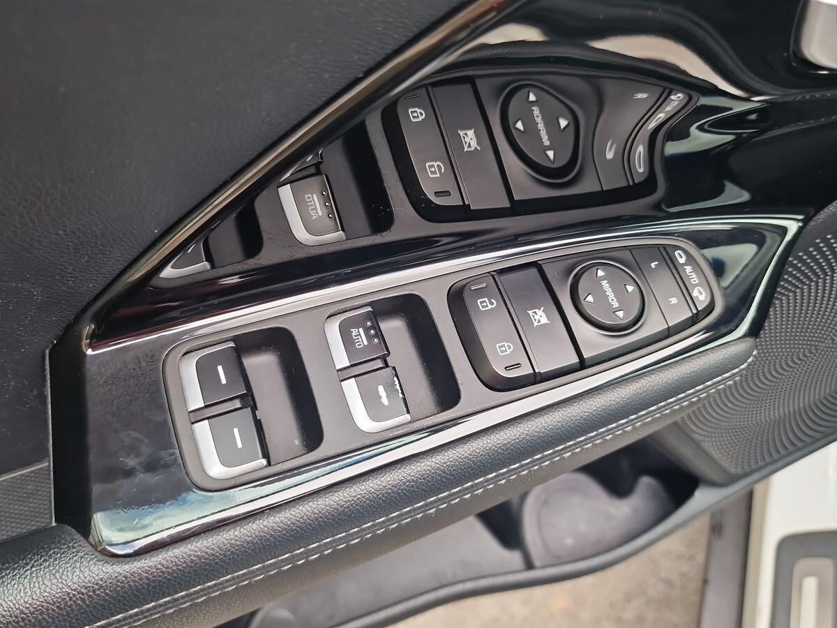 KIA NIRO HEV (FULL-HYBRID) STYLE