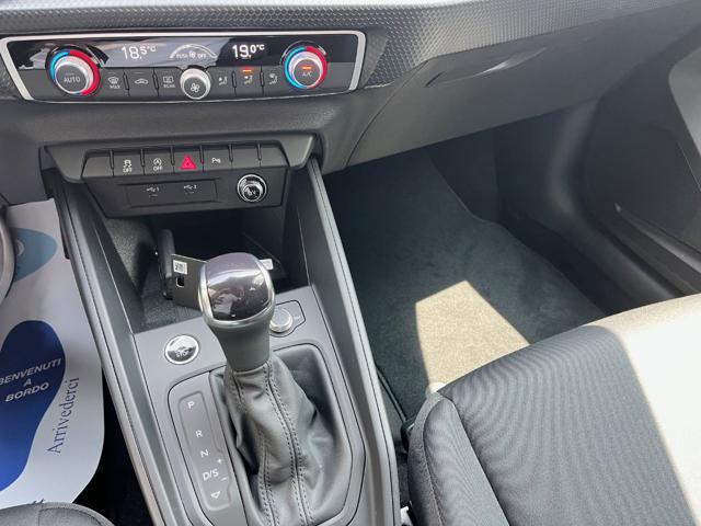 AUDI A1 allstreet 30 TFSI S tronic Identity Contrast Nuova