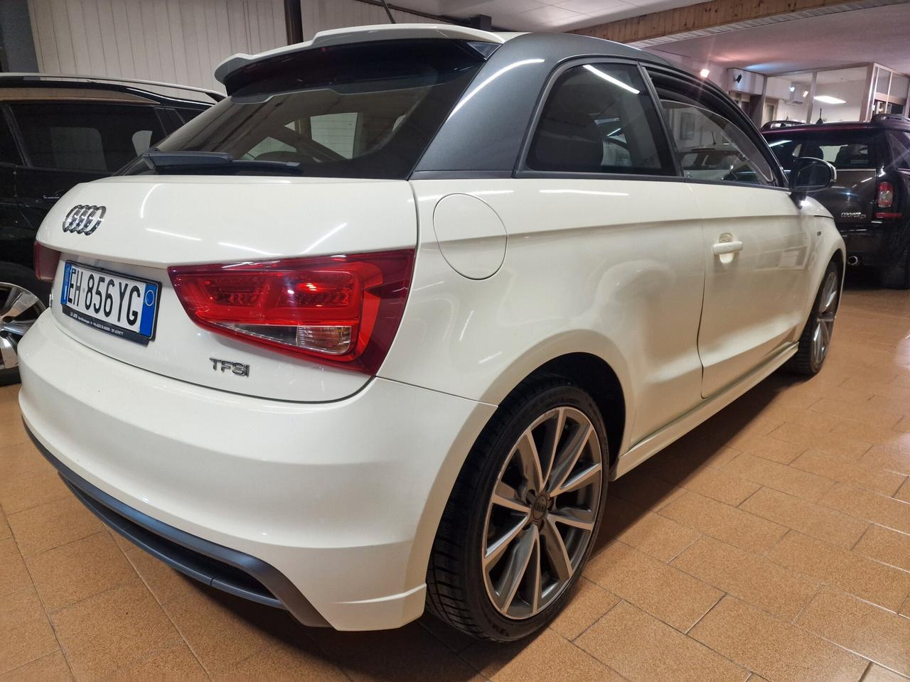 Audi A1 1.4 TFSI S tronic Ambition sline ok neopatentatiAudi A1 1.4 TFSI S tronic Ambition sline ok neopatentati