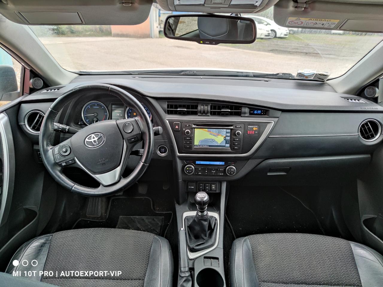 Toyota Auris Touring Sports 1.4 D-4D Lounge