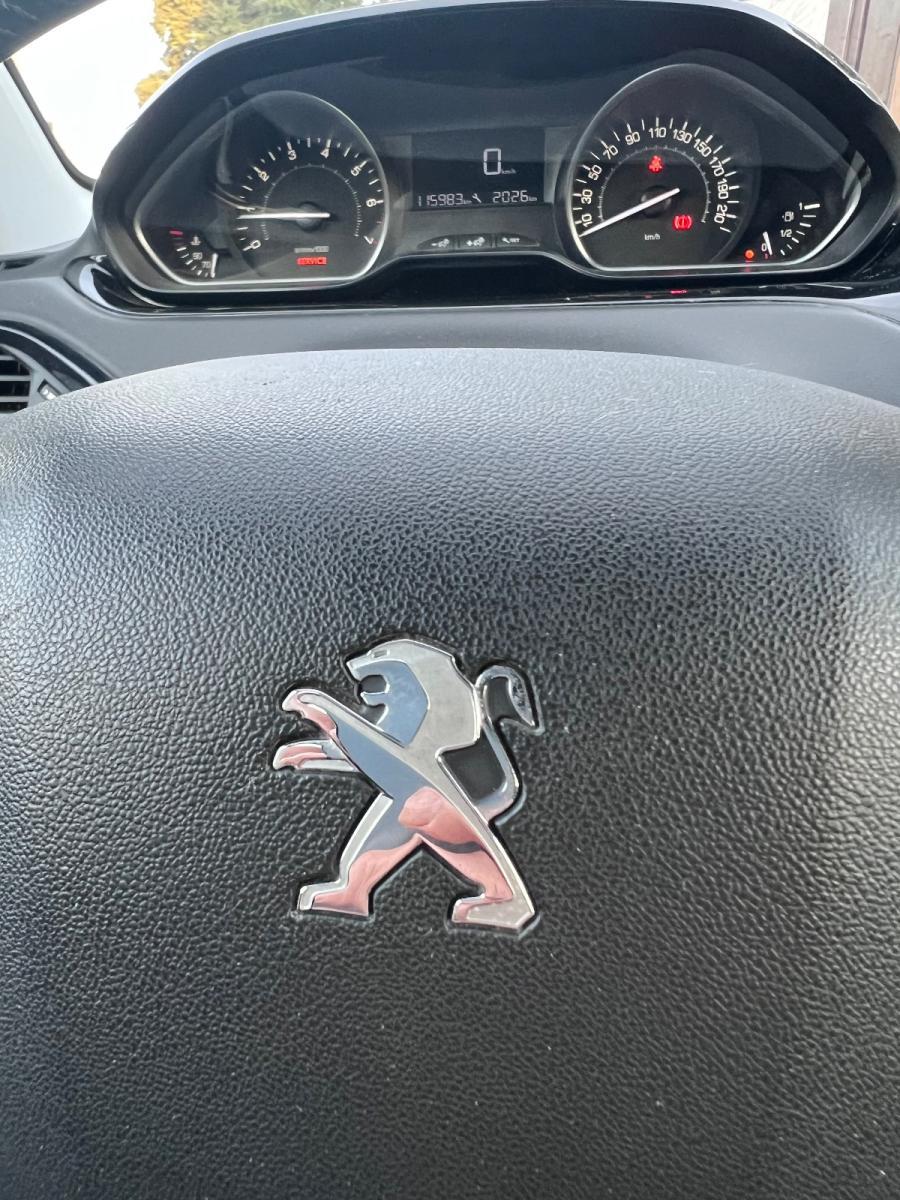 PEUGEOT - 208 - 1.2 VTi 82 CV 5p. Allure