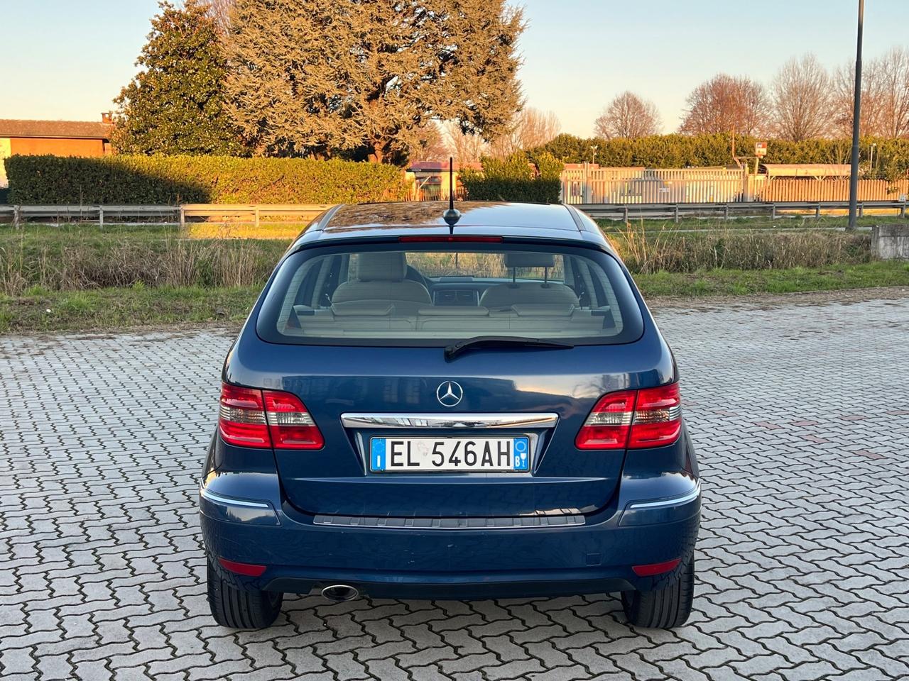 Mercedes-benz B 180 CDI BlueEFFICIENCY Premium