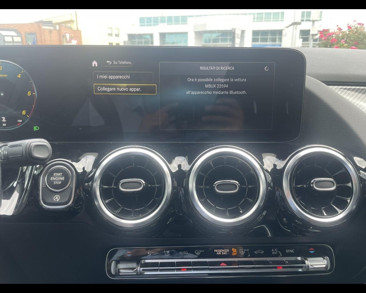 Mercedes-Benz GLA (H247) - GLA 180 d Automatic Premium