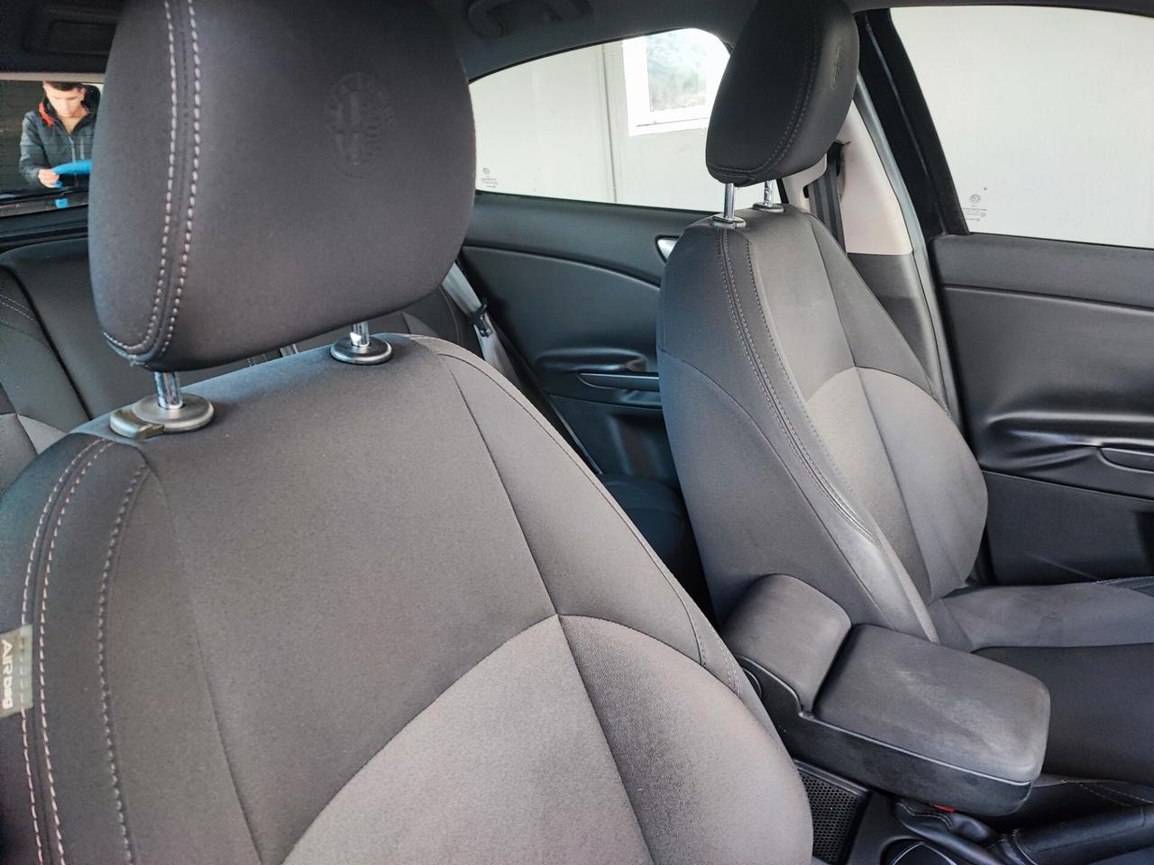 Alfa Romeo Giulietta 1.6 JTDm-2 120 CV Distinctive