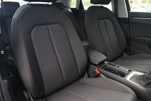 AUDI Q3 35 TFSI S tronic Business Advanced
