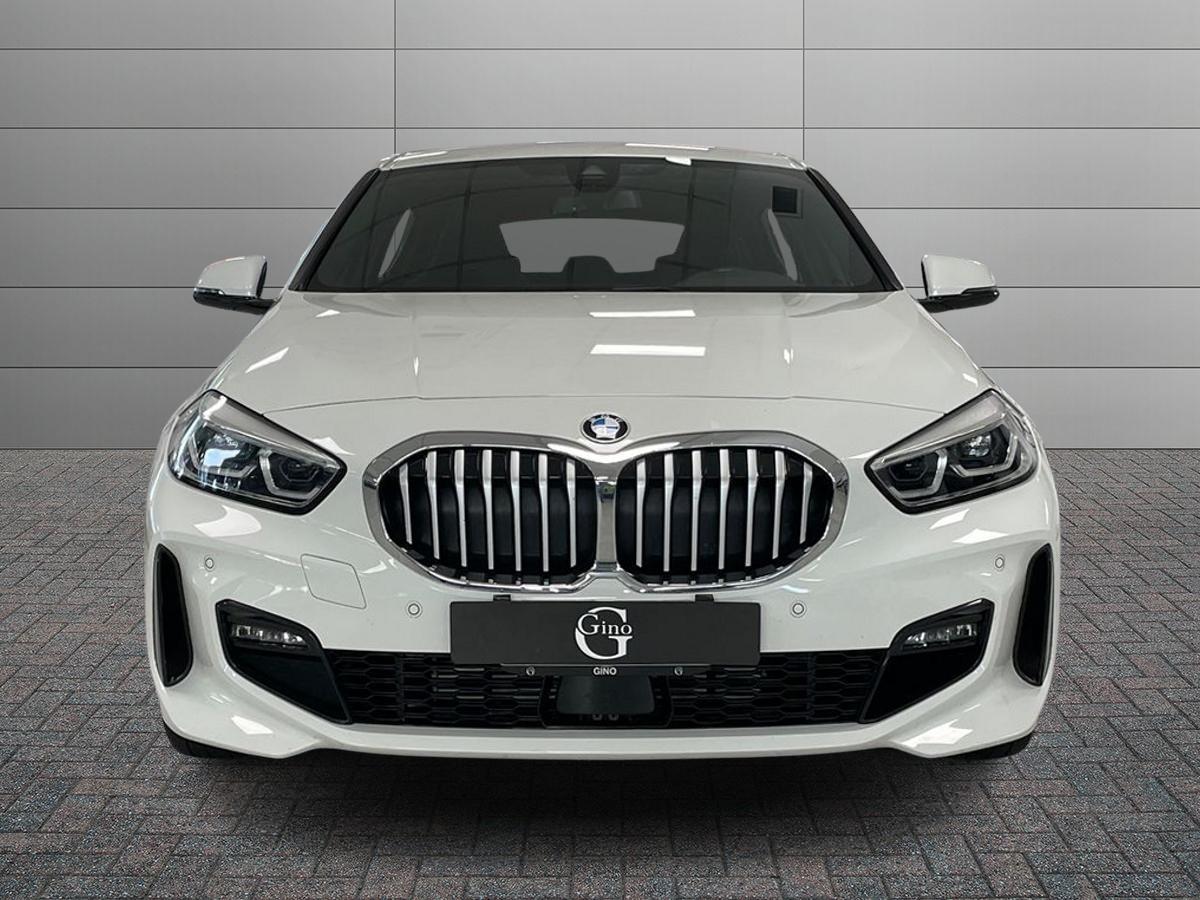 BMW Serie 1 F40 - 118d Msport auto