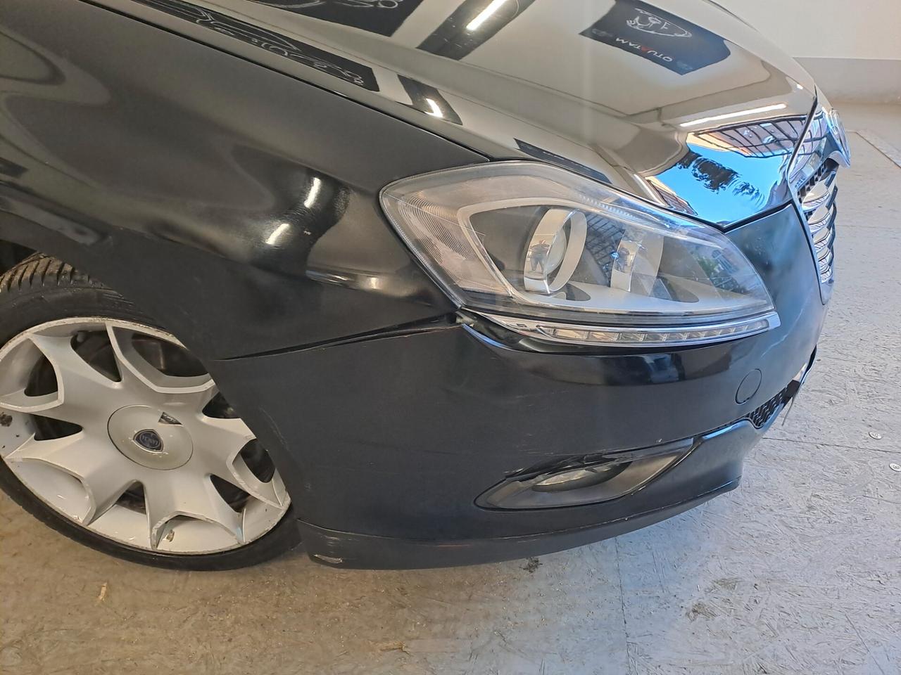 Lancia Delta 1.9 MJT Twinturbo DPF Platino