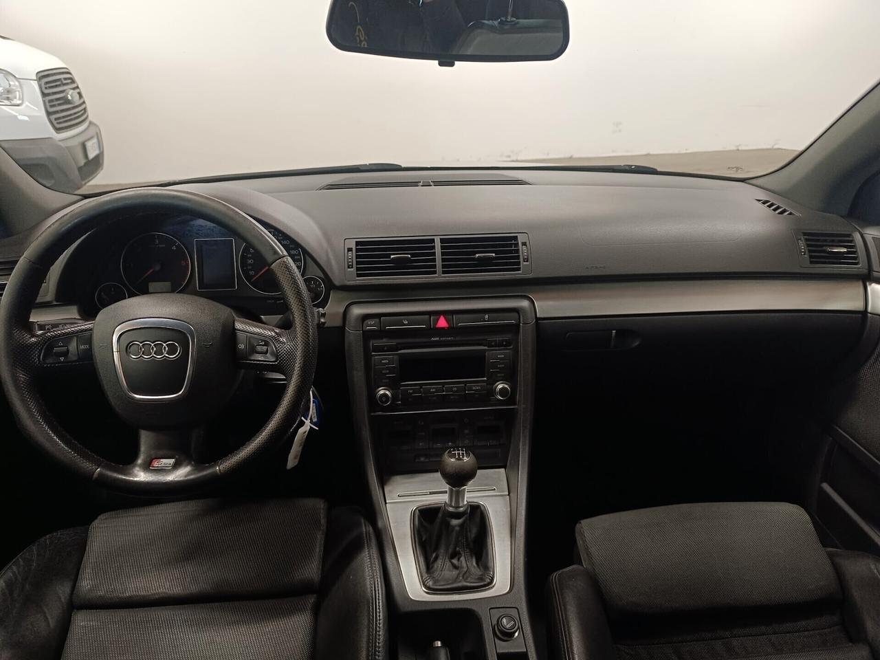 Audi A4 Avant 2.0 TDI S-LINE 140 PS/cv