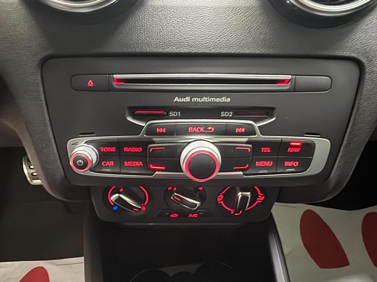 Audi A1 / 1.6 TDI 116 CV / S tronic / DIESEL