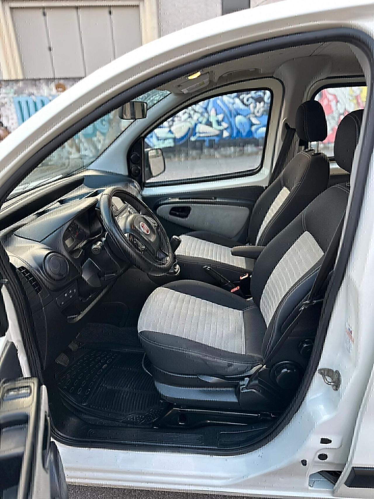 FIAT QUBO CON 4 POSTI E 177.000 KM SUPER PREZZO