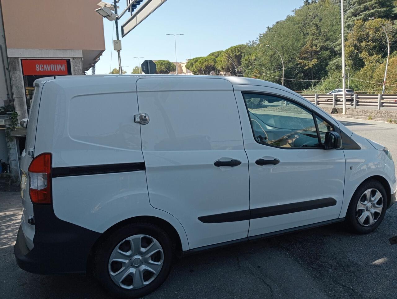 Ford Transit Courier 1.5 TDCi 100CV unico proprietario