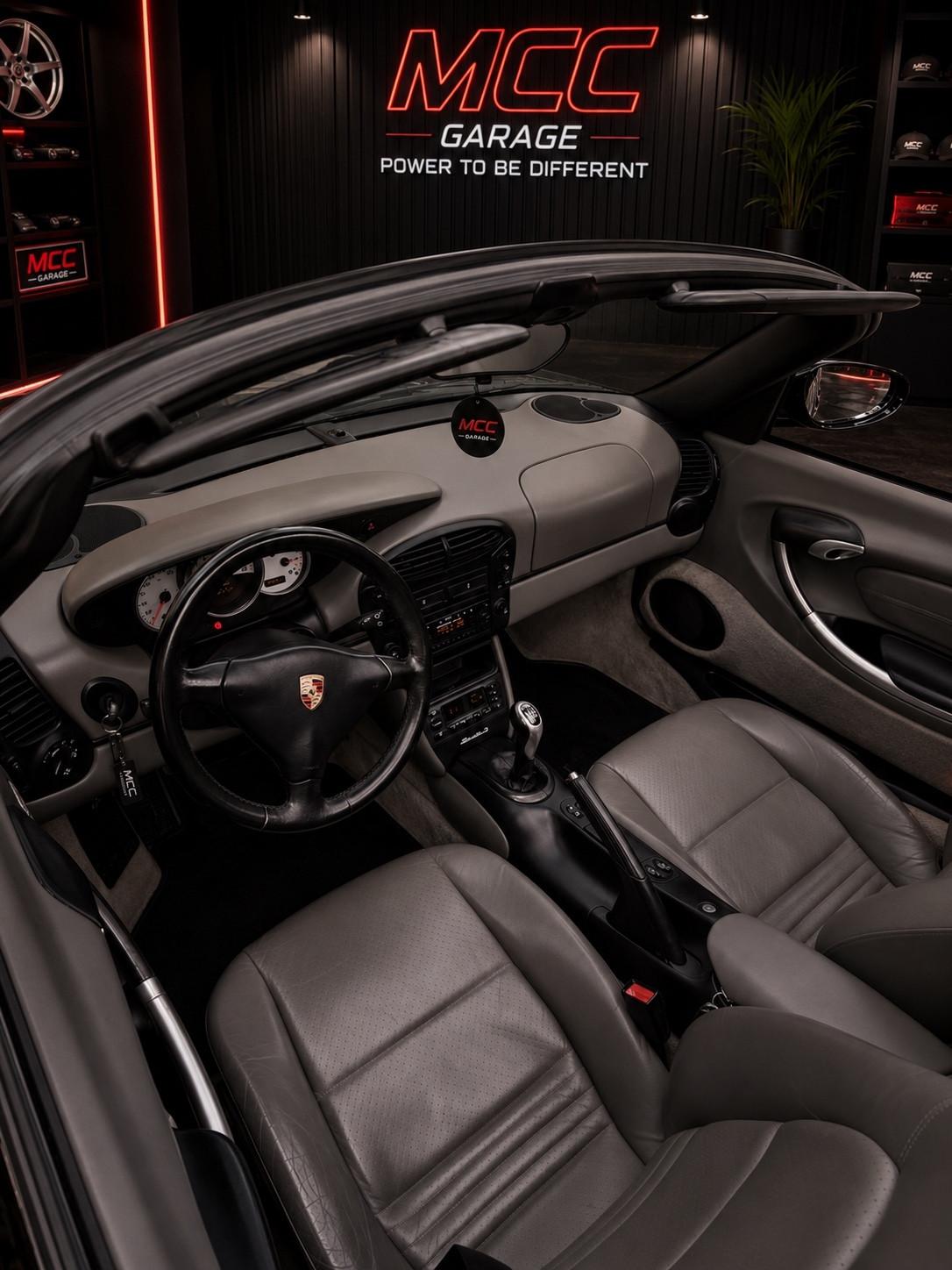 Porsche Boxster 3.2i 24V cat S