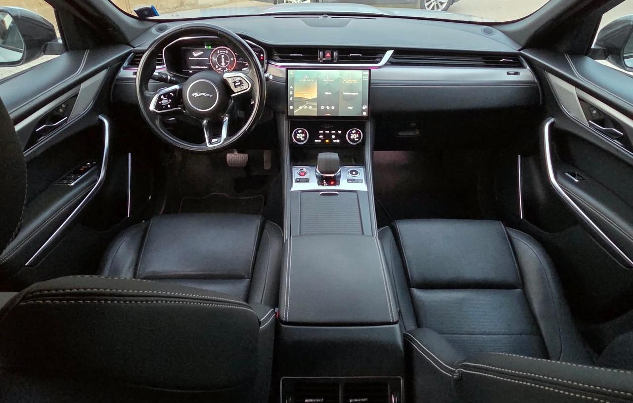Jaguar F-Pace 2.0 D 204 CV AWD aut. R-Dynamic HSE