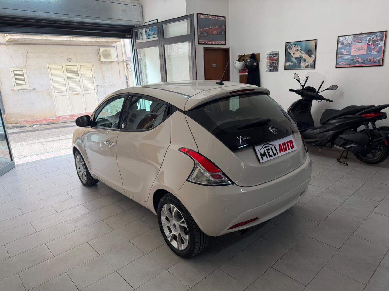 Lancia Ypsilon 1.2 Benzina Opening Edition