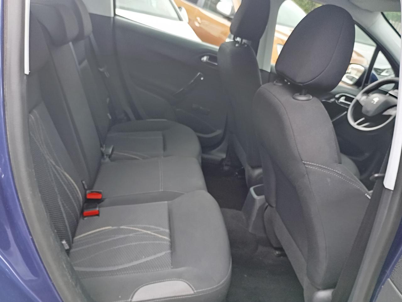 Peugeot 208 5P 1.2 VTi 82CV Active