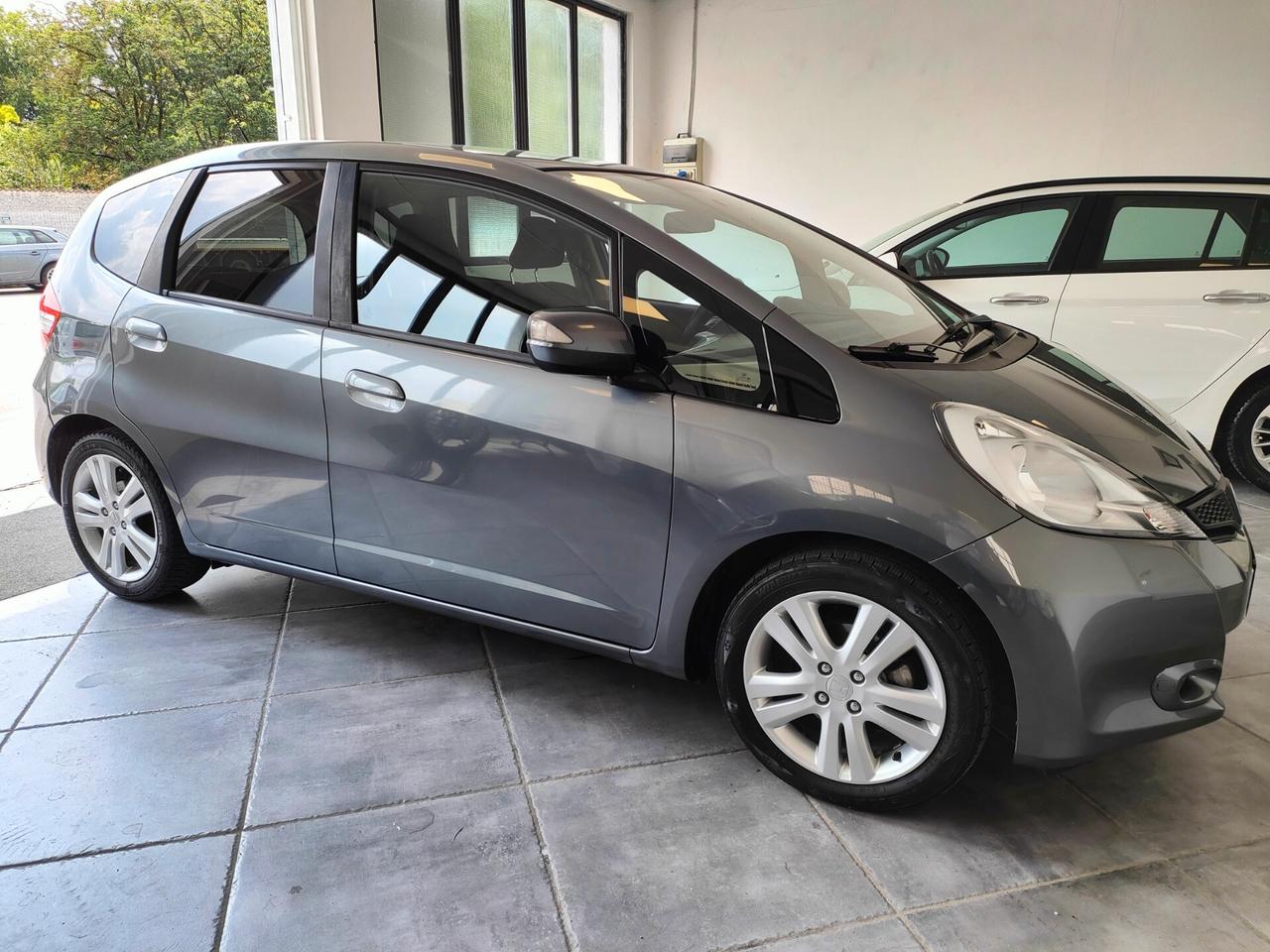 HONDA JAZZ i-VTEC