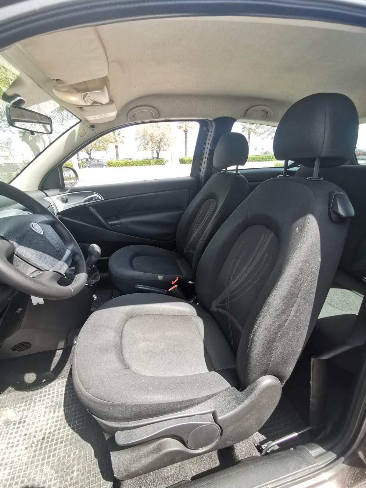 Lancia Ypsilon 1.3 MJT 75 CV DIVA - 2011