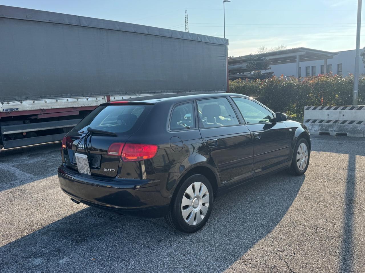 Audi A3 SPB 2.0 16V TDI Ambiente