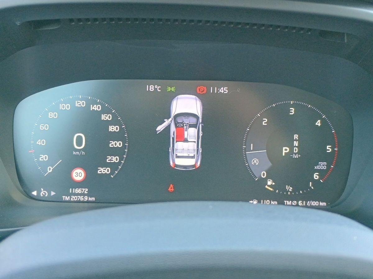 VOLVO XC40 - XC40 2.0 d3 Momentum geartronic my20