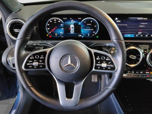 MERCEDES-BENZ A 180 A 200 d Automatic Sport