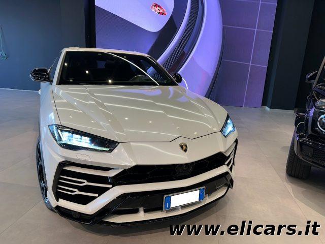 LAMBORGHINI Urus 4.0