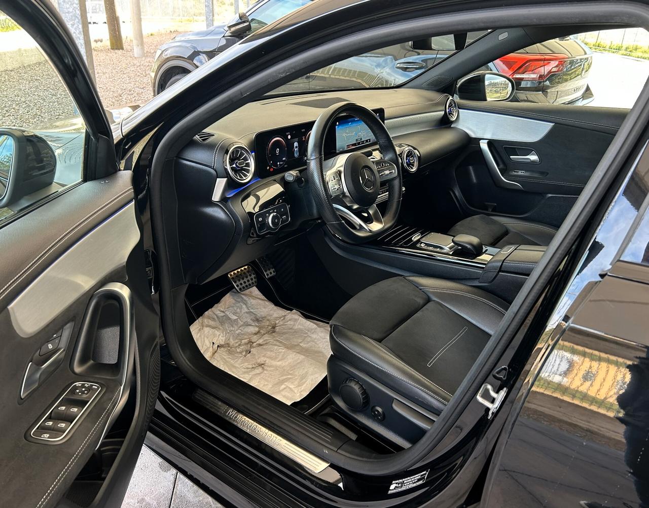 Mercedes-benz A 180 d Automatic Premium Night Edition