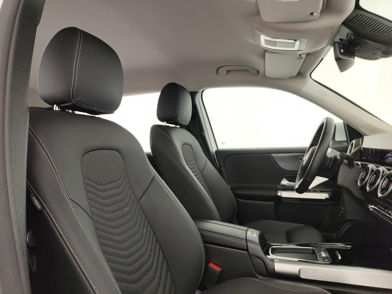 Mercedes-Benz GLB 180 d Progressive Advanced auto