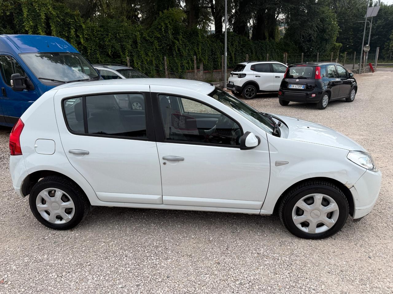 DACIA Sandero 1.5 dci 65.000km